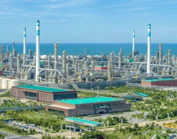 煉油化工行業(yè)動態(tài)觀察 技術(shù)創(chuàng)新與市場格局演變